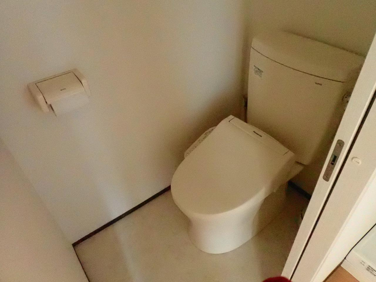 桑川町住宅１号棟　408号室のトイレ
