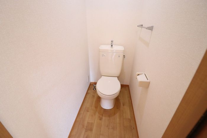 セジュールすみれ　B棟のトイレ