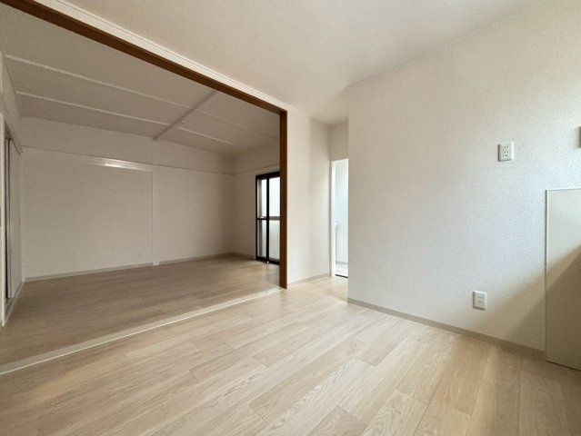鳳東町7丁　テラスハウスのその他