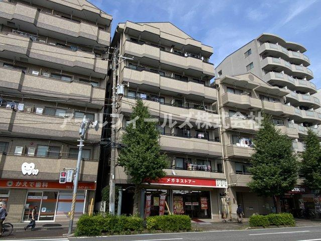 グラン・ラフィーヌの外観