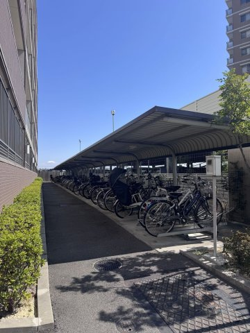 カルティア刈谷松坂の駐輪場