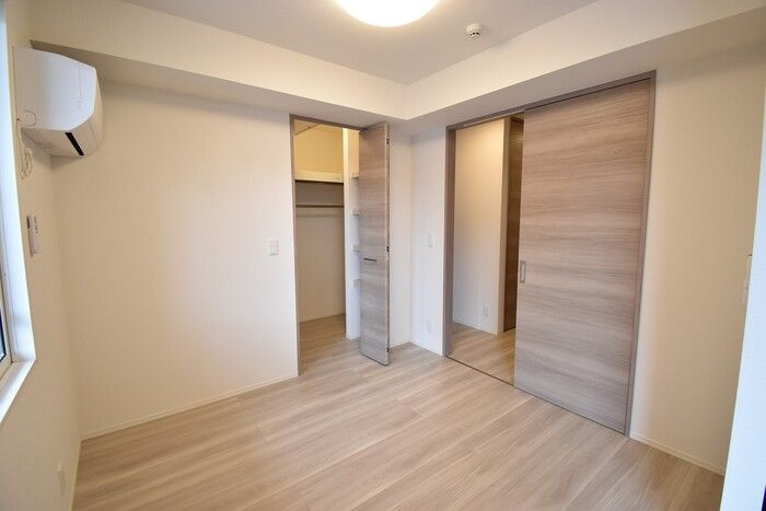 Ｄ－ＲＯＯＭ春日Ａの洋室