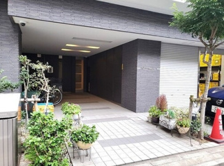 【エントランス】