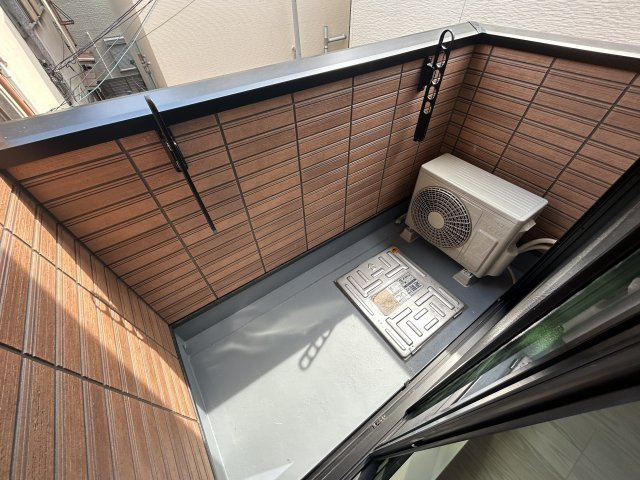 ヴェルメゾン三津屋中のバルコニー