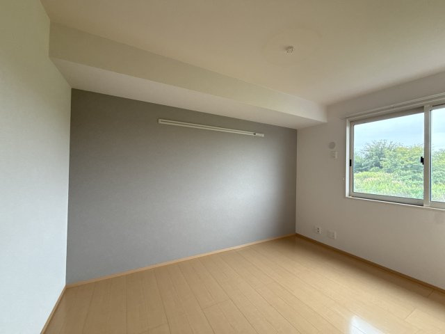 ソレイユ東阿保の寝室