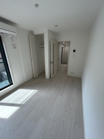 ヴェルメゾン三津屋中の寝室