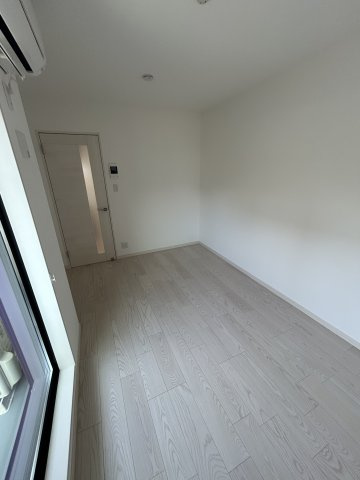 ヴェルメゾン三津屋中の寝室