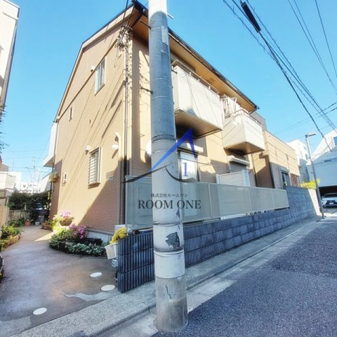 クワトロ祐天寺のエントランス|エントランスです。
