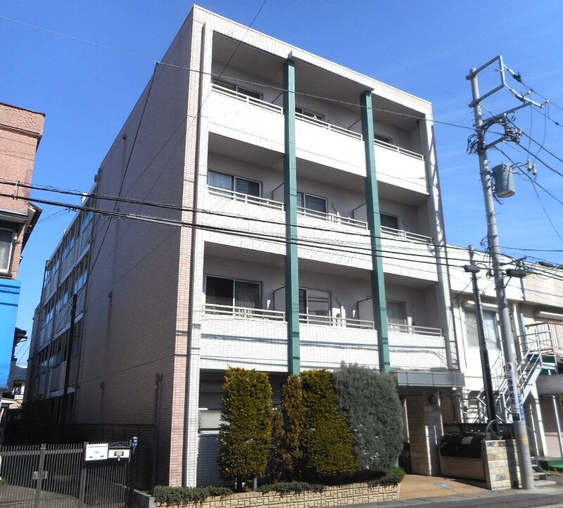 クレストガーデン柏壱番館の外観