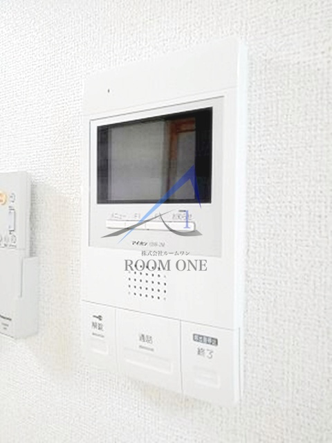サンライフ文京のセキュリティ|モニター付きインターホンです。