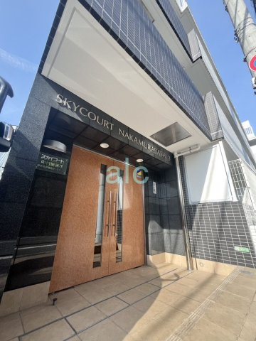 練馬区中村北２丁目の賃貸マンションのエントランス