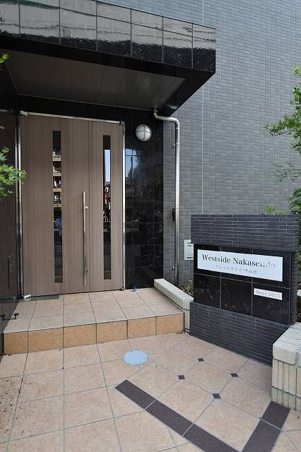 ウエストサイド中山道の玄関