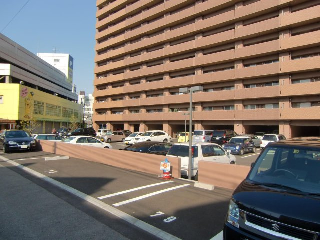 駐車スペースもございます♪最新の空情報に関しましては、お気軽にお問い合わせください！
