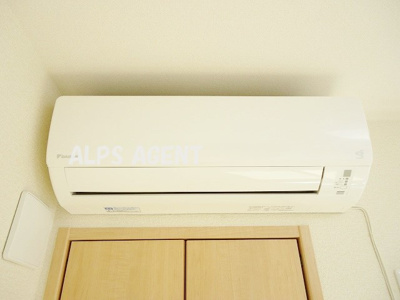【設備】 | ラウレア | もちろんエアコン付いてます（同一仕様）
