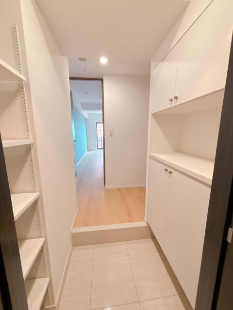 ＢＬＥＳＳ三軒茶屋ＥＡＳＴの玄関