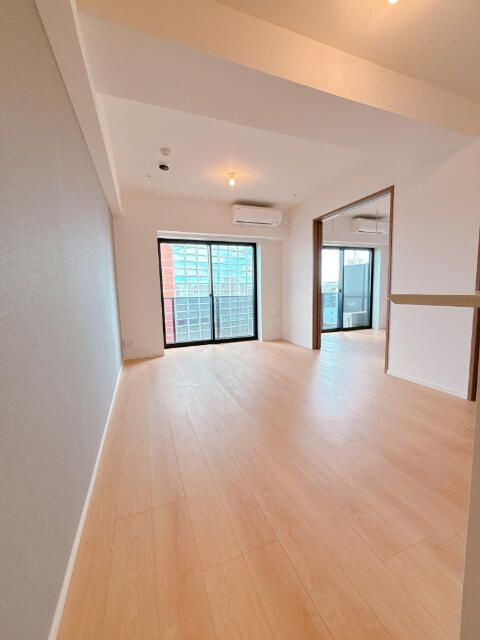 ＢＬＥＳＳ三軒茶屋ＥＡＳＴの居間・リビング