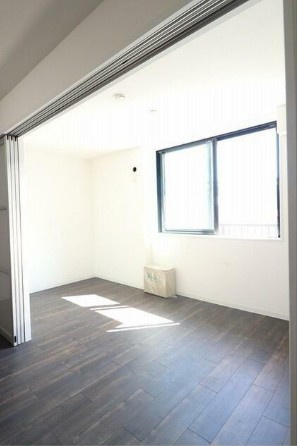 【寝室】 | La Douceur杉並和田 | きれいなフローリング。