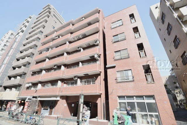 【外観】 | グリーンキャピタル広尾 | 手入れの行き届いた外壁やエントランスなど、「見ればわかる」レベルで清潔感を保ったマンションです。築年数を感じさせない姿で皆様をお出迎えします。～即日のご見学可能～　お問合せはお気軽にどうぞ。