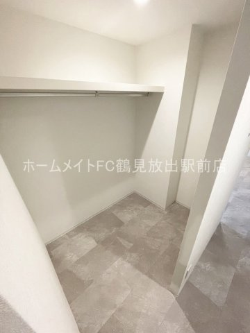 大阪市鶴見区今津中１丁目の賃貸マンションの収納