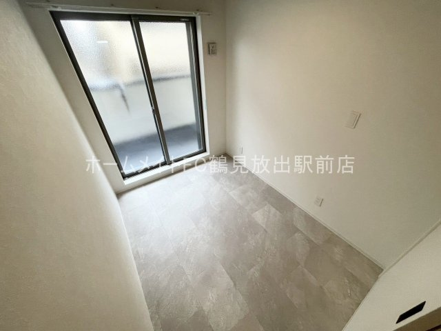 大阪市鶴見区今津中１丁目の賃貸マンションの洋室
