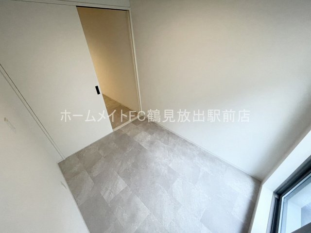 大阪市鶴見区今津中１丁目の賃貸マンションの洋室