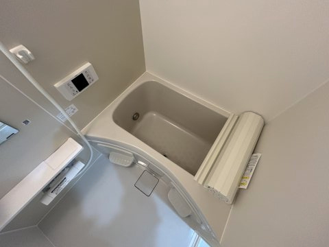 ヴェルメゾン三津屋中の浴室