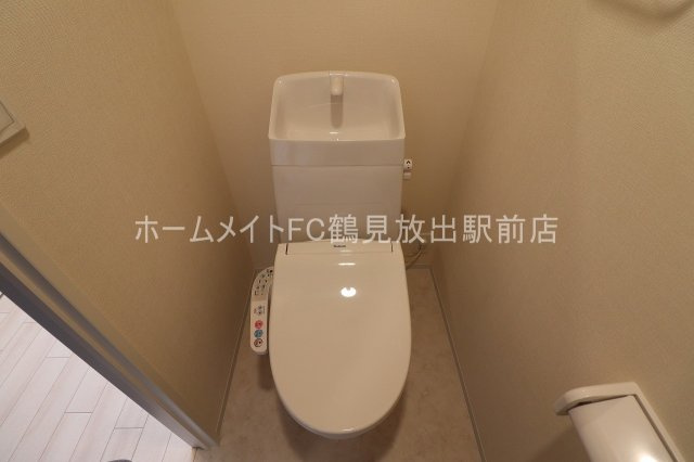 東大阪市稲田新町２丁目のアパートのトイレ