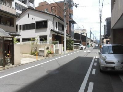 With京Seasons（ウィズ京シーズンズ）の周辺|前面道路