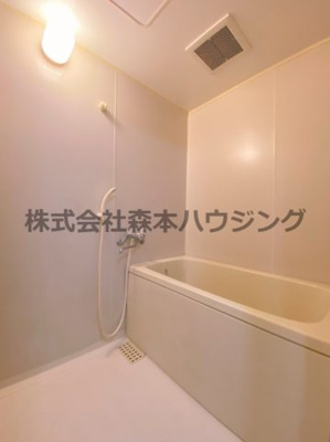 【浴室】 | 　メゾンエスポワール | お風呂で日々の疲れを落としましょう