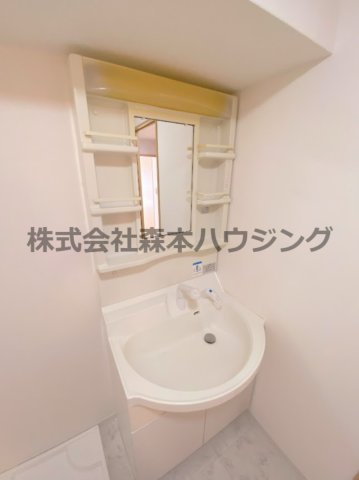 【独立洗面台】 | 　メゾンエスポワール | 独立洗面台、朝の身支度には欠かせません