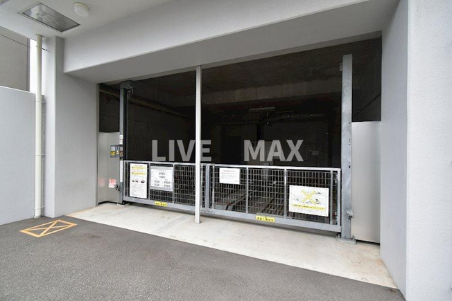 【駐車場】ライブガーデン新大阪