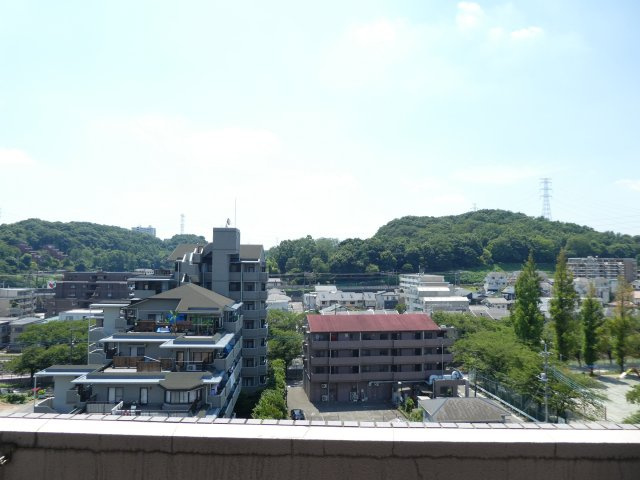 ８０２のバルコニーからの眺望写真ですが５０５も眺望良好です♪