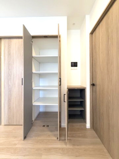 ヒルズ船堀の収納|たっぷりしまえる可動棚付き収納で、住空間をいつでもすっきり。