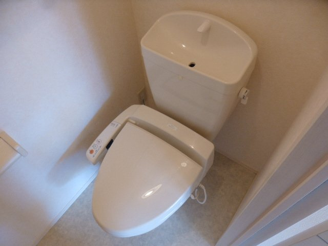 パインハイツ　Ｂ棟のトイレ