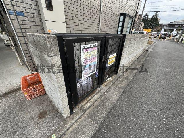 三鷹市下連雀１丁目のアパートのその他共用部分