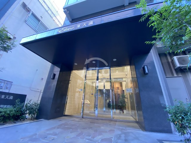 エルヴェ東天満　堀川小学校区のエントランス|エルヴェ東天満　エントランスアプローチ