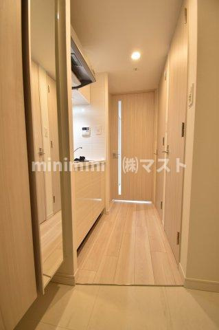 S-RESIDENCE堺筋本町Unoの玄関
