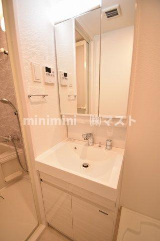 S-RESIDENCE堺筋本町Unoの洗面所