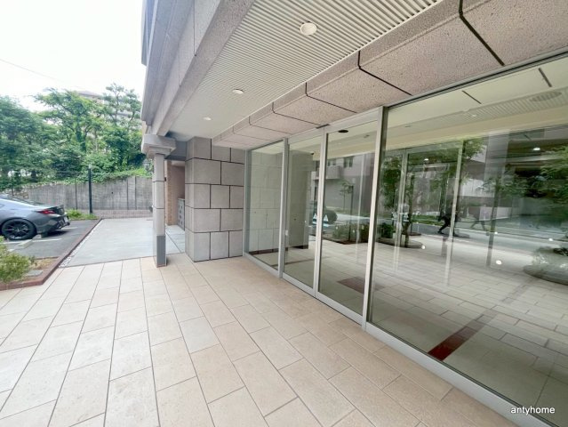 リッツ加島　仲介手数料無料のエントランス