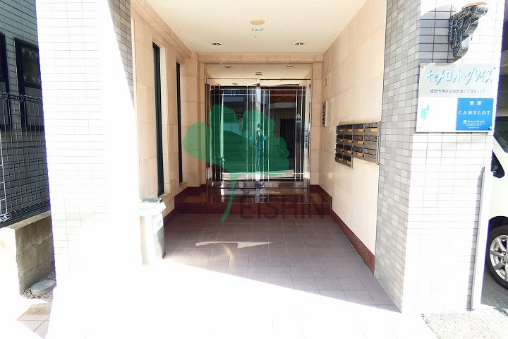 OAK VILLA HAKATA 28th(オークヴィラハカタ 28th)のエントランス