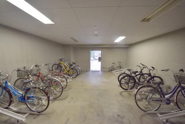LAスイート上野のその他共用部分|駐輪場