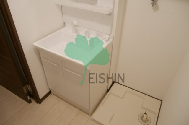 メゾンドバロン諸岡の洗面所|シンプルで使いやすい洗面台です！