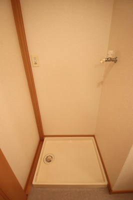 【設備】 | クリスタルコートヴァイオレット | 室内洗濯機置場