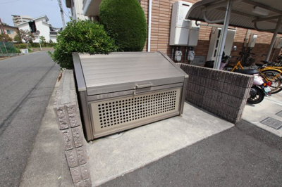 【その他共用部分】 | クリスタルコートヴァイオレット | 敷地内ゴミ置き場