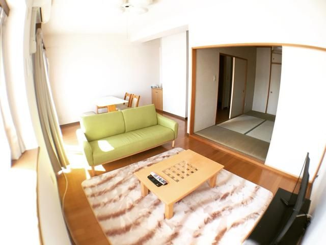 菊田参番館の居間・リビング