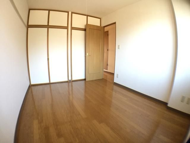 菊田参番館の寝室