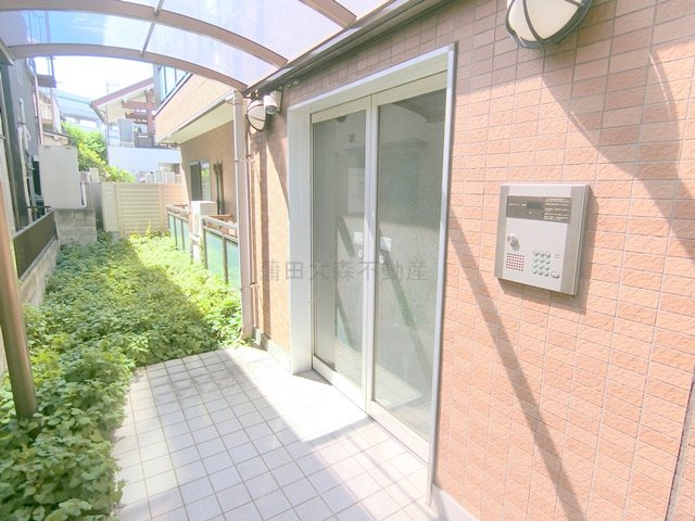 グロリアハイツのエントランス|オートロック付きのエントランス