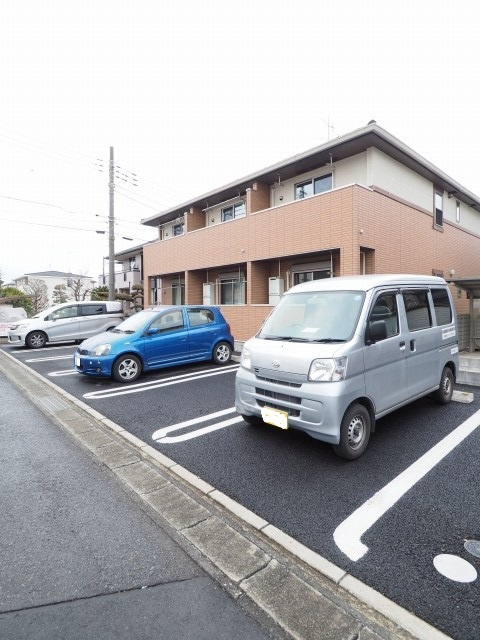 アリエッタの駐車場