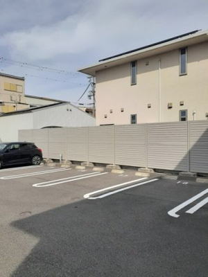 【駐車場】 | ブランシュ・フルール | カースペースがあります
