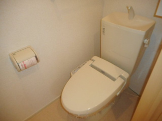 【トイレ】 | クラージュ　Ⅱ | 落ち着いた色調のトイレです